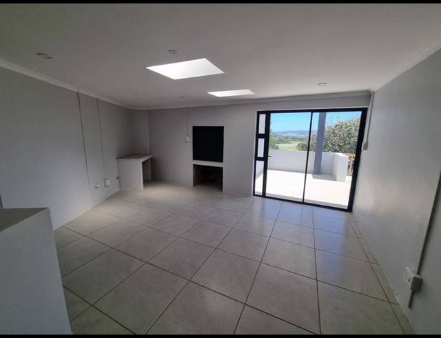 5 BEDROOM HOUSE FOR SALE IN FRAAIUITSIG